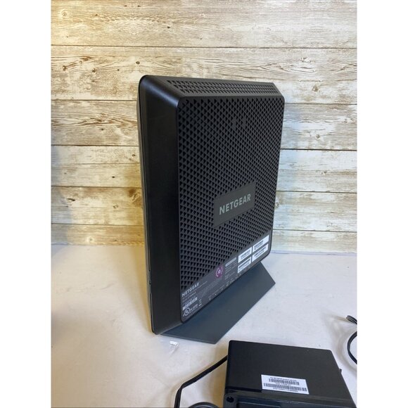 NETGEAR Nighthawk AC1900 C7000V2 Wi Fi Cable Modem Router READ - Picture 3 of 5